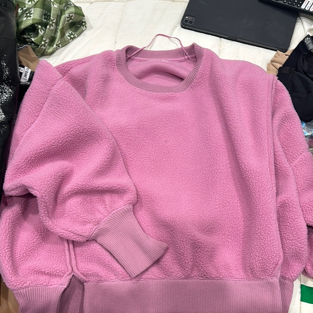 Cozy Pink Fleece Sweatshirt